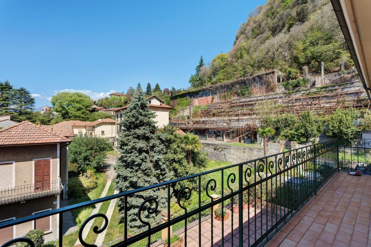 Casa Centro Laveno Mombello Bagian luar foto